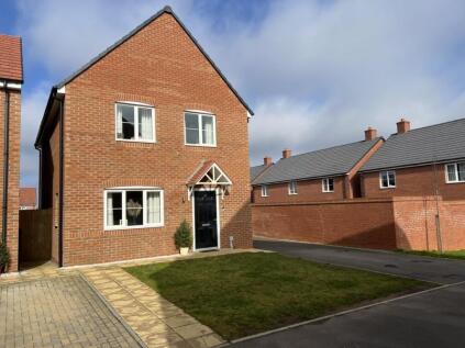 Paradise Way, Kidderminster, DY10