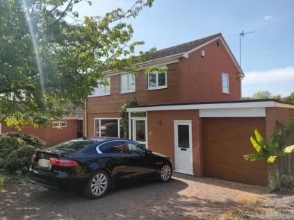 Hoveland Drive, Taunton, TA1