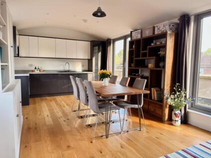 Marlow Lodge, Maidenhead, SL6