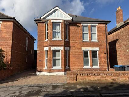 Belvedere Road, Bournemouth, BH3