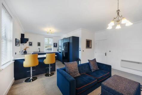 Swinhoe Place, Culcheth, Warrington WA3