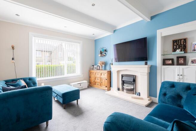LIVINGROOM AGAIN