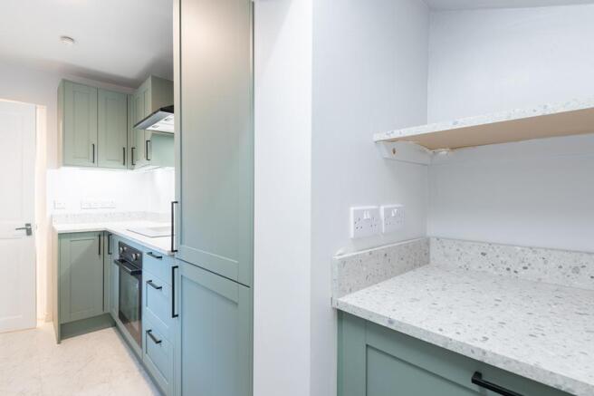KITCHEN LEFT