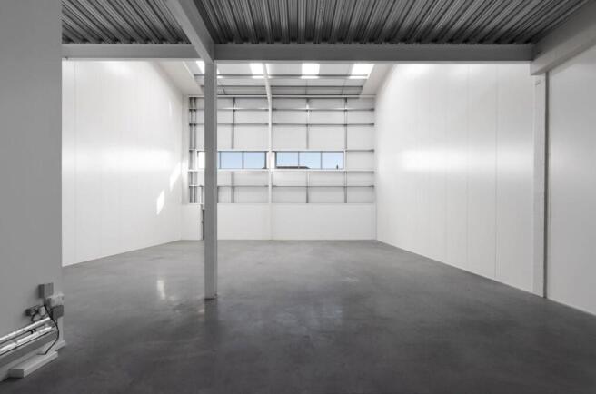 4 Unit 11_ SBP  Warehouse 2_Photo_4_large.jpg