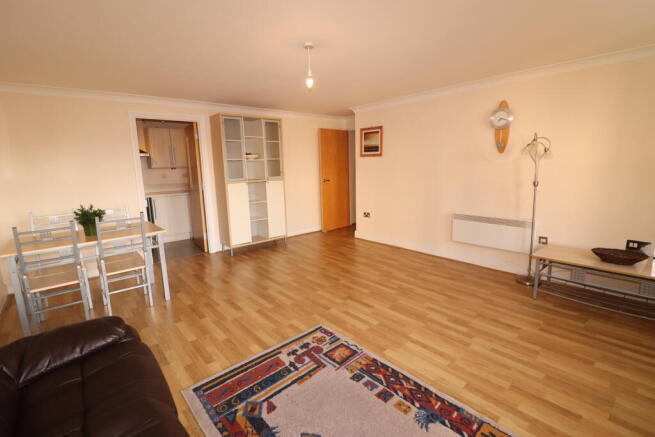 Photo 03