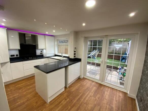 Kitchen .jpg