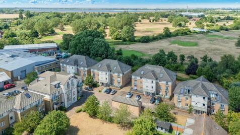 Fairwater Drive, Shepperton, Surrey, TW17