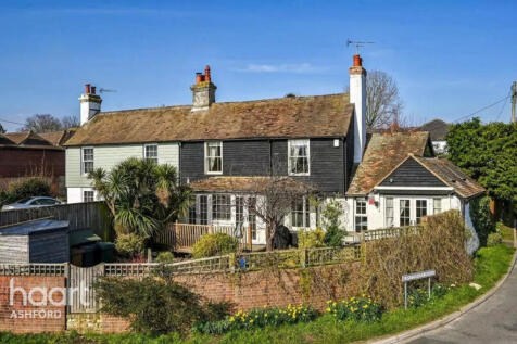 Canterbury Road, Brabourne Lees