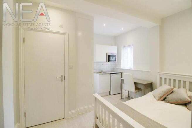 Bedroom Five & ensuite