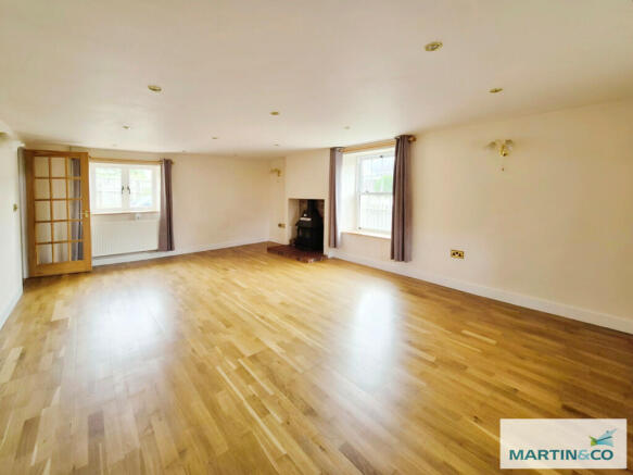 b6526461-10000120...