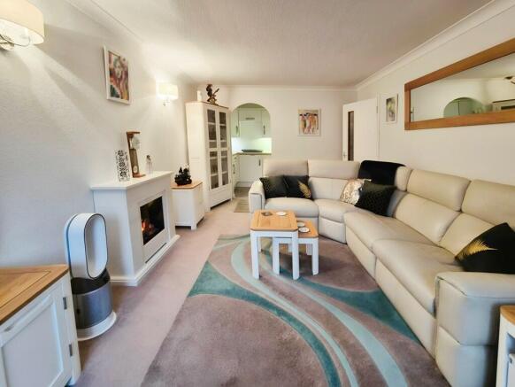 c3cf7813-10000185...