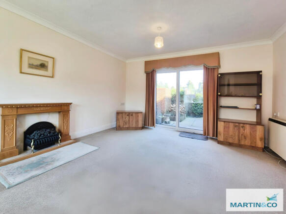 9d757621-10000228...