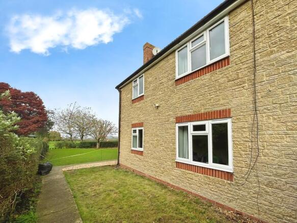 61b61218-WhatsApp...