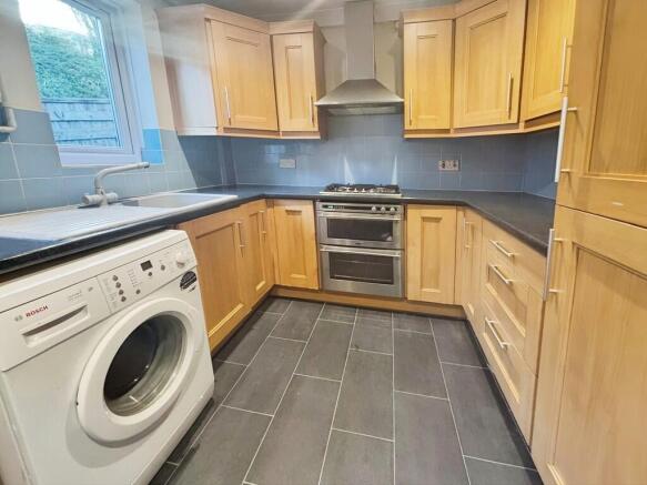 d7d5c9fb-0881ac05...