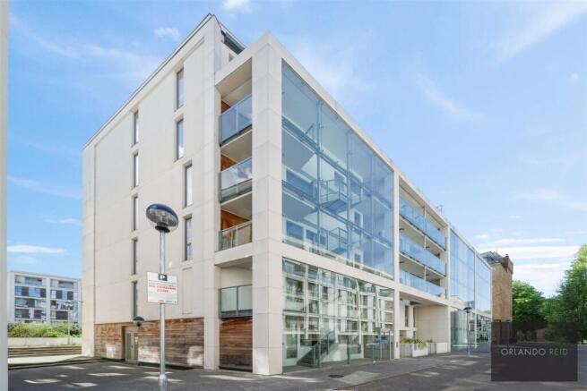 Flat 308, Zachary House SW9 0AF-1.jpg
