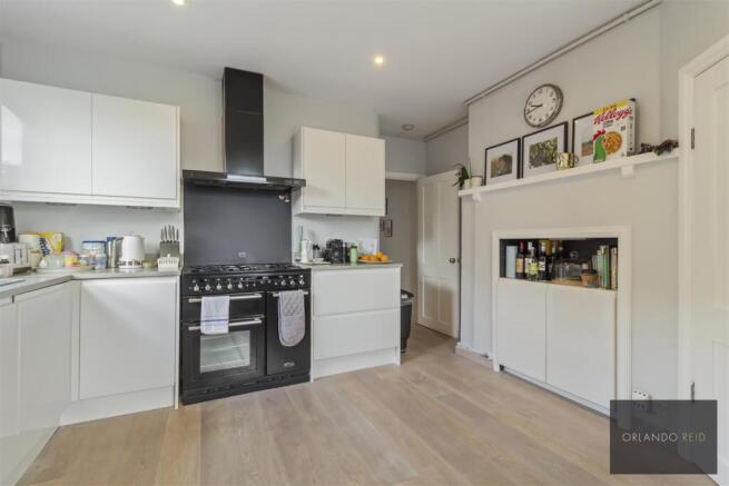 88 Aslett Street SW18 2BQ-9.jpg