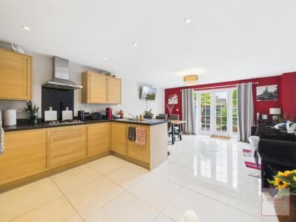 Parklands Drive, Weston, CW2