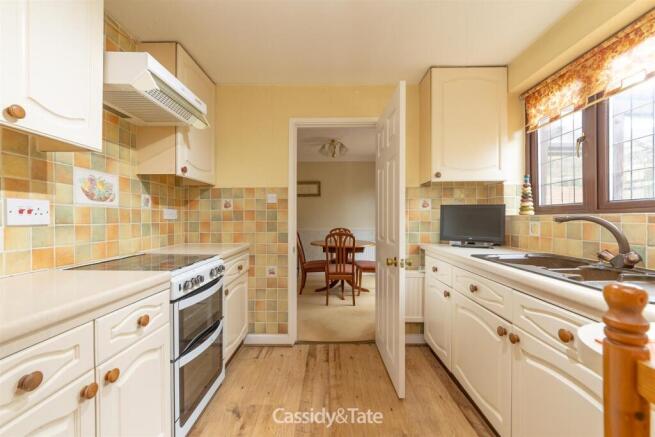 19 Portman Close_16.jpg