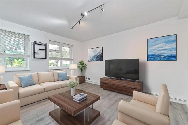 301TheRidgeway-20 - Living Room - Standard - 30.jp