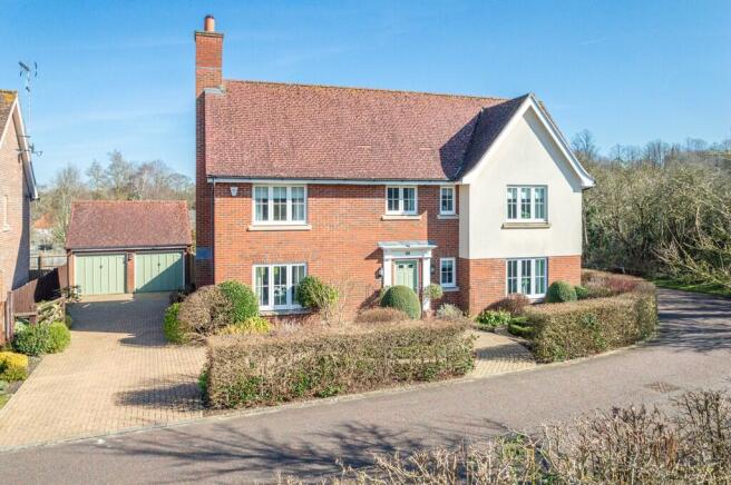 64 Meadow Lane-01