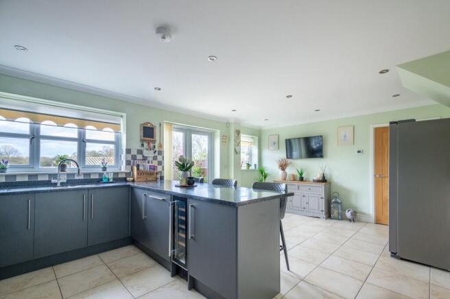 41 Ely Road-06