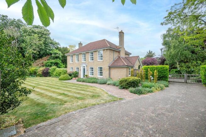 Holly House-01