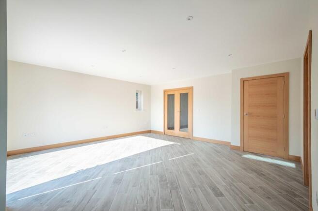 50a High Street-0...