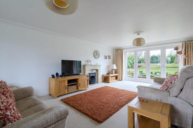 18 Fox Green 1301...