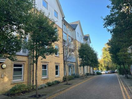 St Andrews Close, Canterbury