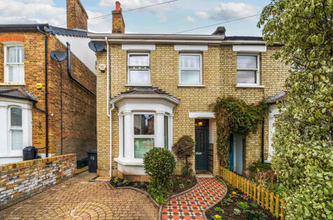 Richmond Park Road, Kingston upon Thames, KT2