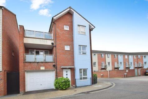 Chieftain Way, St Thomas, Exeter