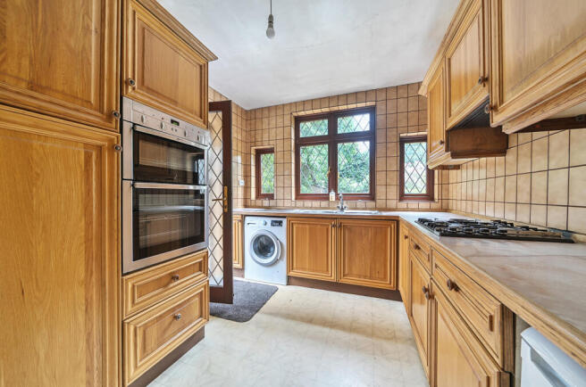 1327646-5-6878fd4...