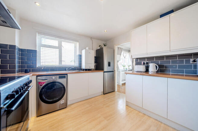 1334892-23-6891c7...