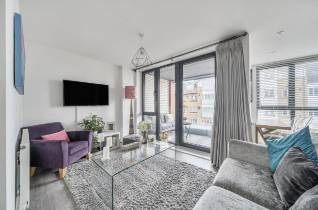 1342935-9-68b1655...