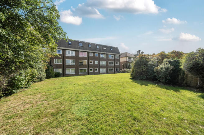 1347345-12-68beea...