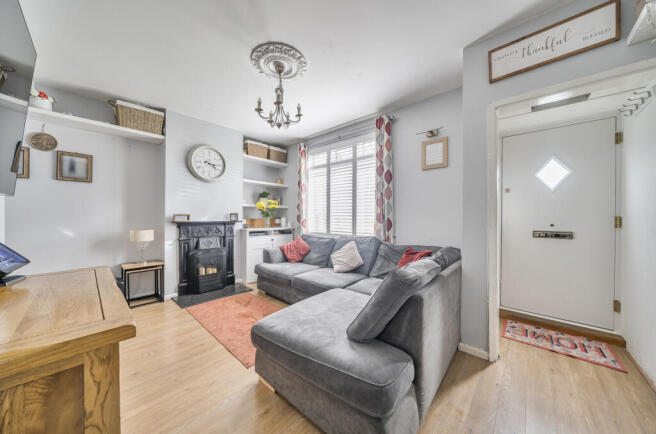 1357189-27-68cc35...