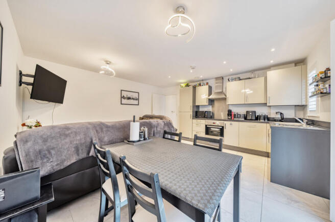 1359513-12-68d6a7...