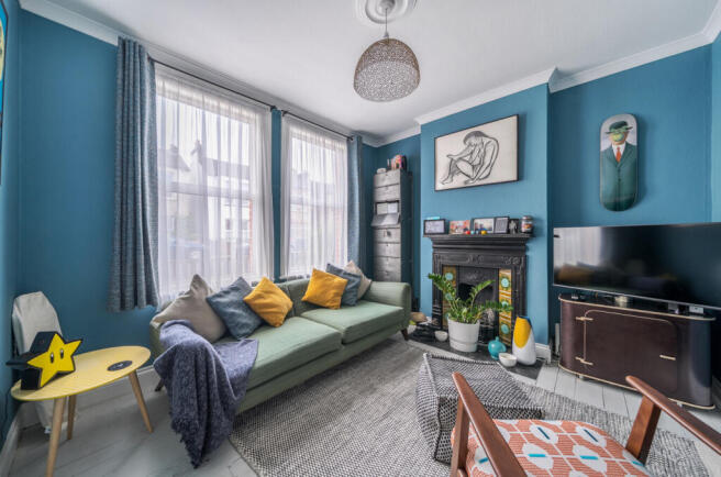 1373230-10-6908e3...