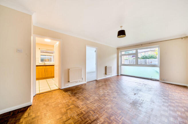 1376761-3-690c7fc...