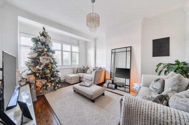 1385396-4-692702a...