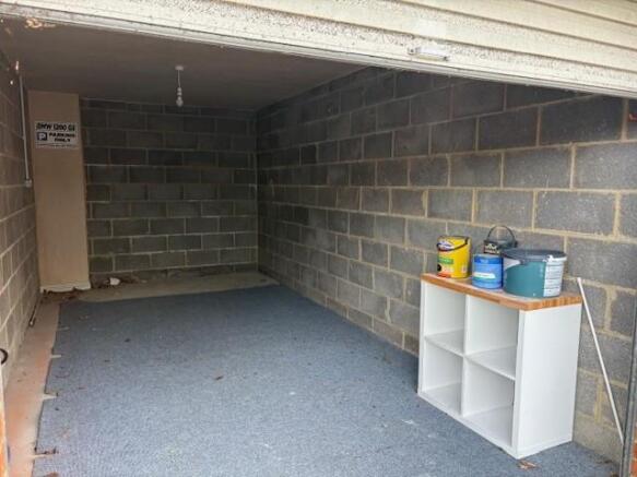 garage.jpg