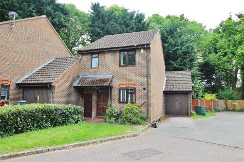 Cottesloe Close, Bisley, Woking, GU24