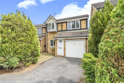 Kerria Way, West End, Woking, Surrey, GU24