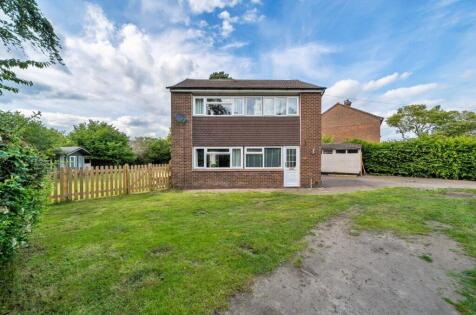 Wilcot Close, Bisley, Woking, Surrey, GU24