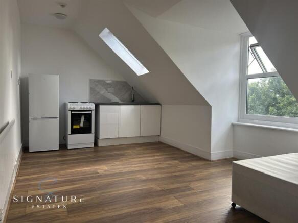 Front shot Re 1 .jpg