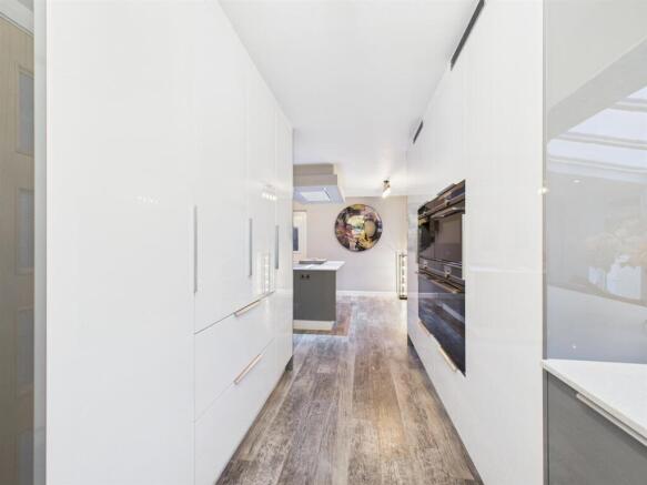 Kitchen 7.jpg