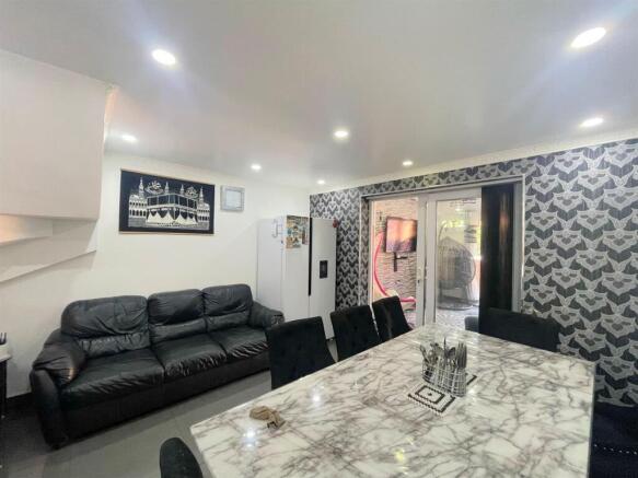 Lounge / Diner