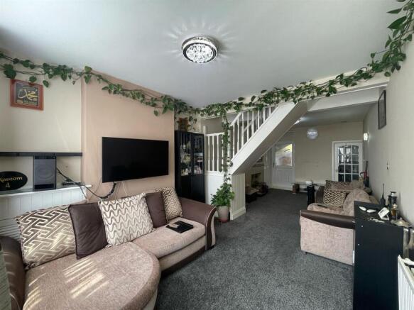 Through Lounge