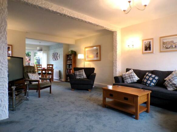 ShirleyAve1lnge2.JPG