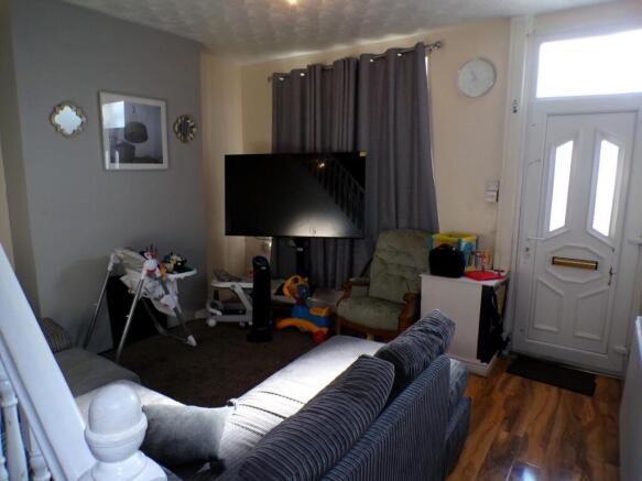 RossingtonSt51lnge2.JPG